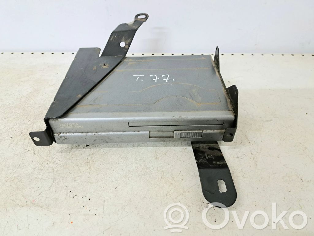 Toyota Avensis T250 Navigation unit CD/DVD player 