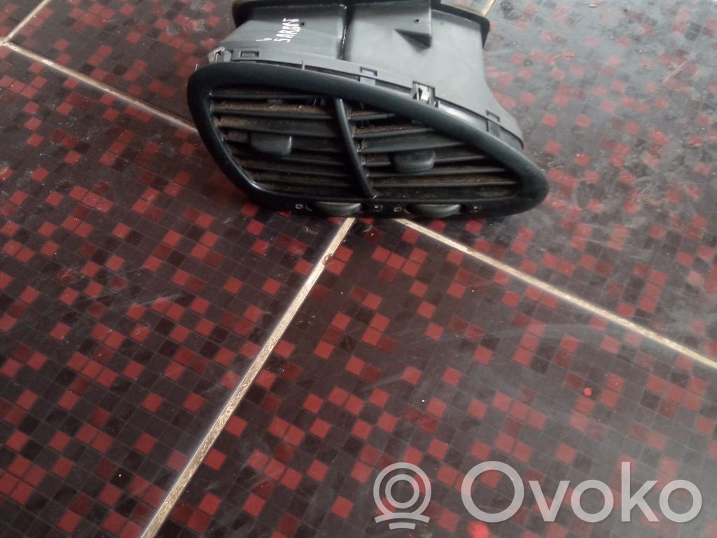 Seat Alhambra (Mk1) Dash center air vent grill 