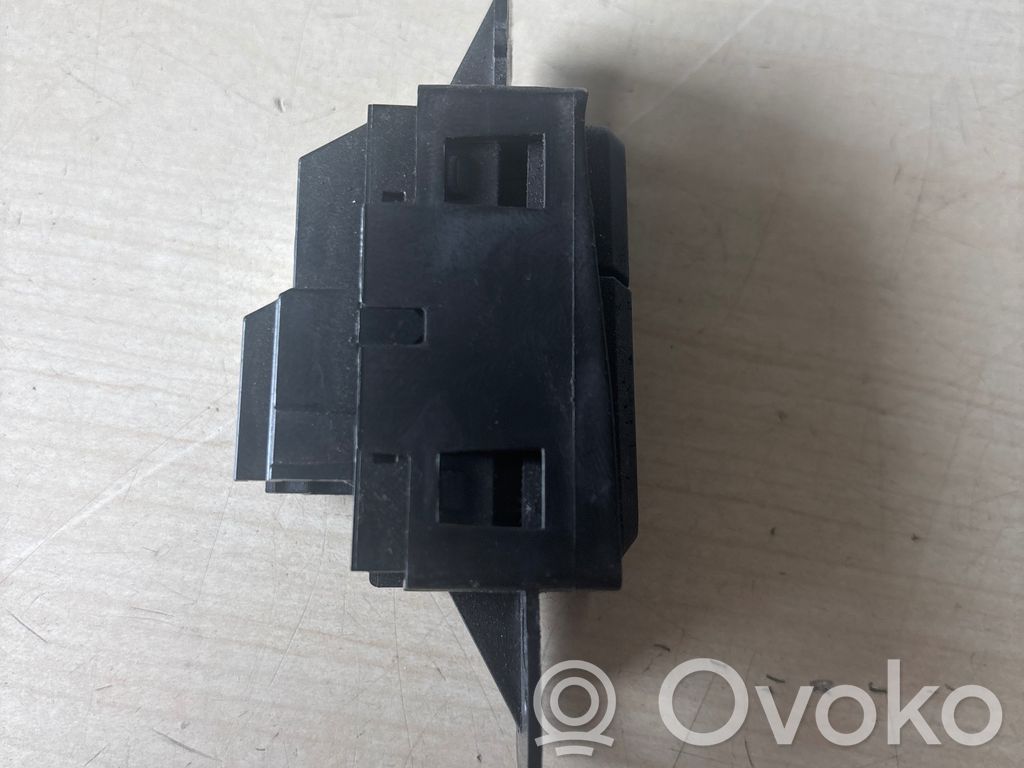 Chevrolet Corvette C7 Central locking switch button 