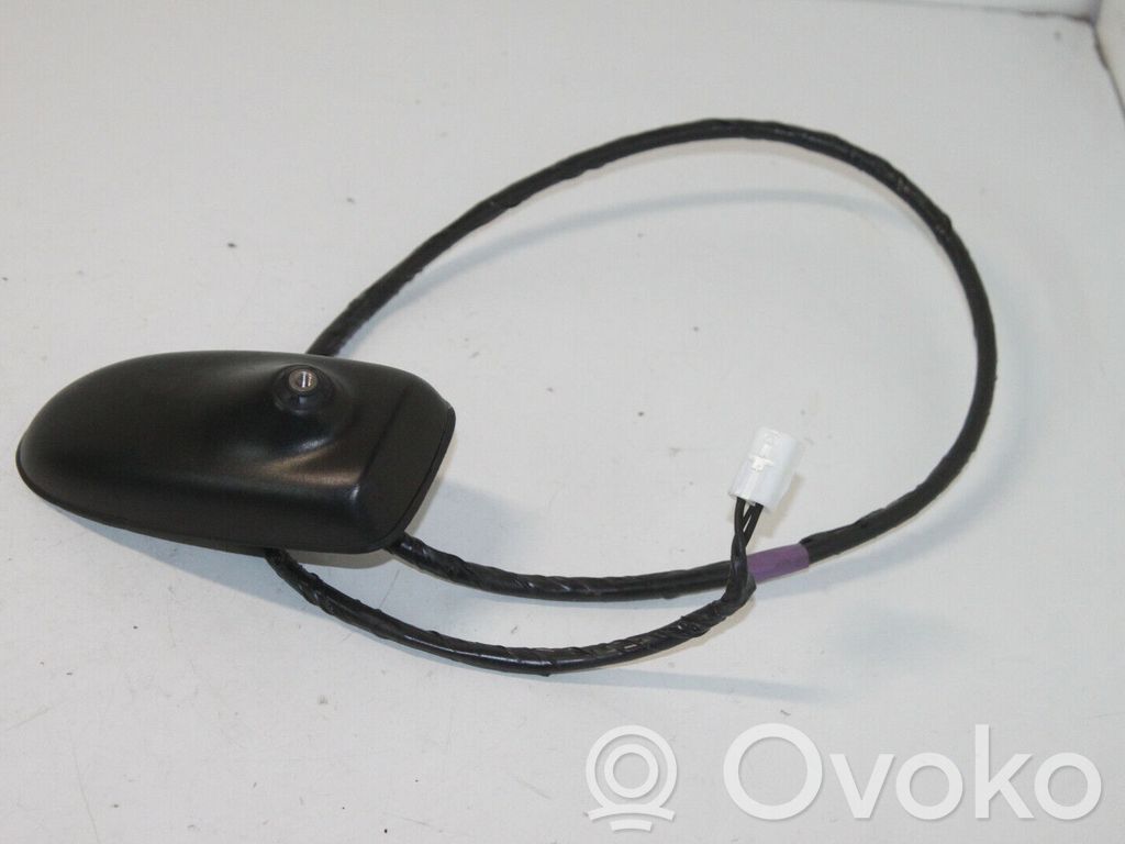 Antena (GPS antena)