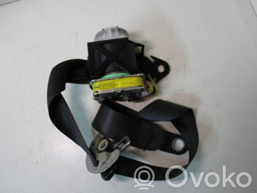 Toyota Auris 150 Front seatbelt 