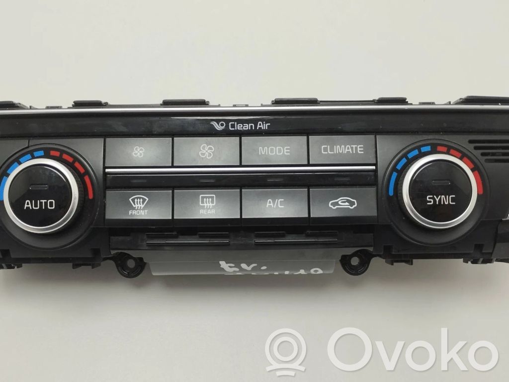 KIA Optima Climate control unit 
