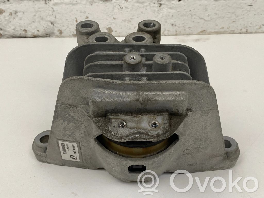 Support de moteur, coussinet   P68224746AD,D020824917