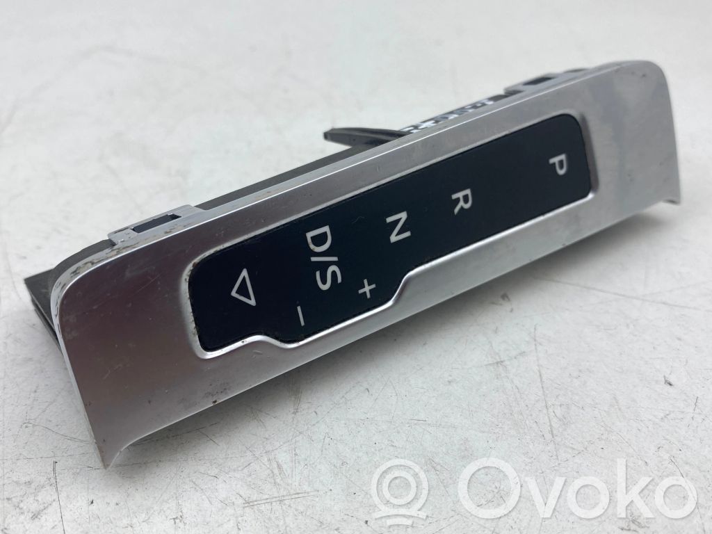Audi A3 S3 8V Indicador selector de marchas 