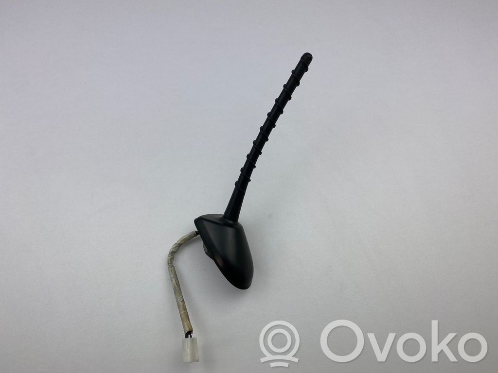 Toyota Prius (XW30) Antena aérea GPS 