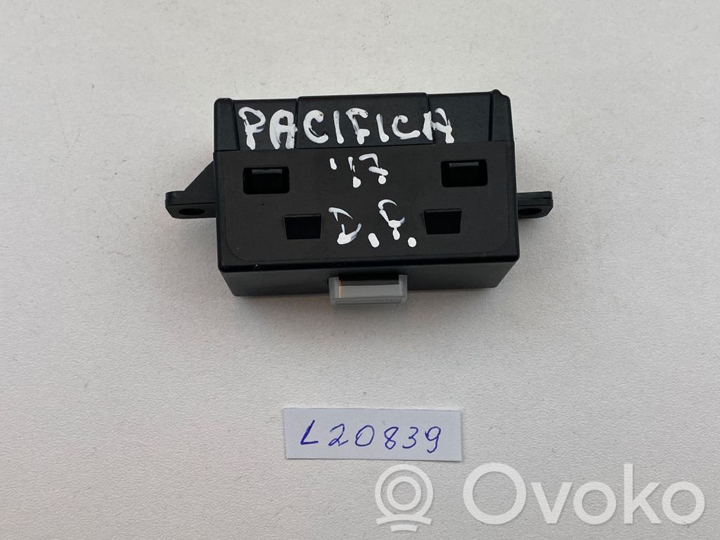 Chrysler Pacifica Enchufe conector USB 