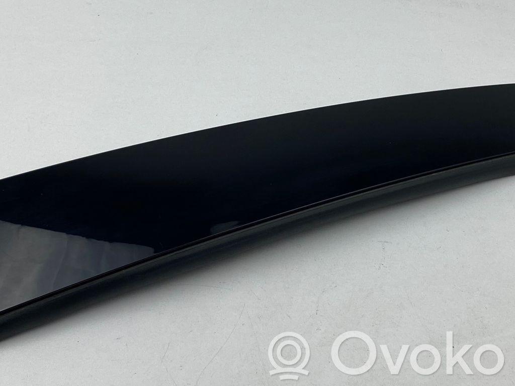Volvo XC40 Listwa drzwi tylnych 
