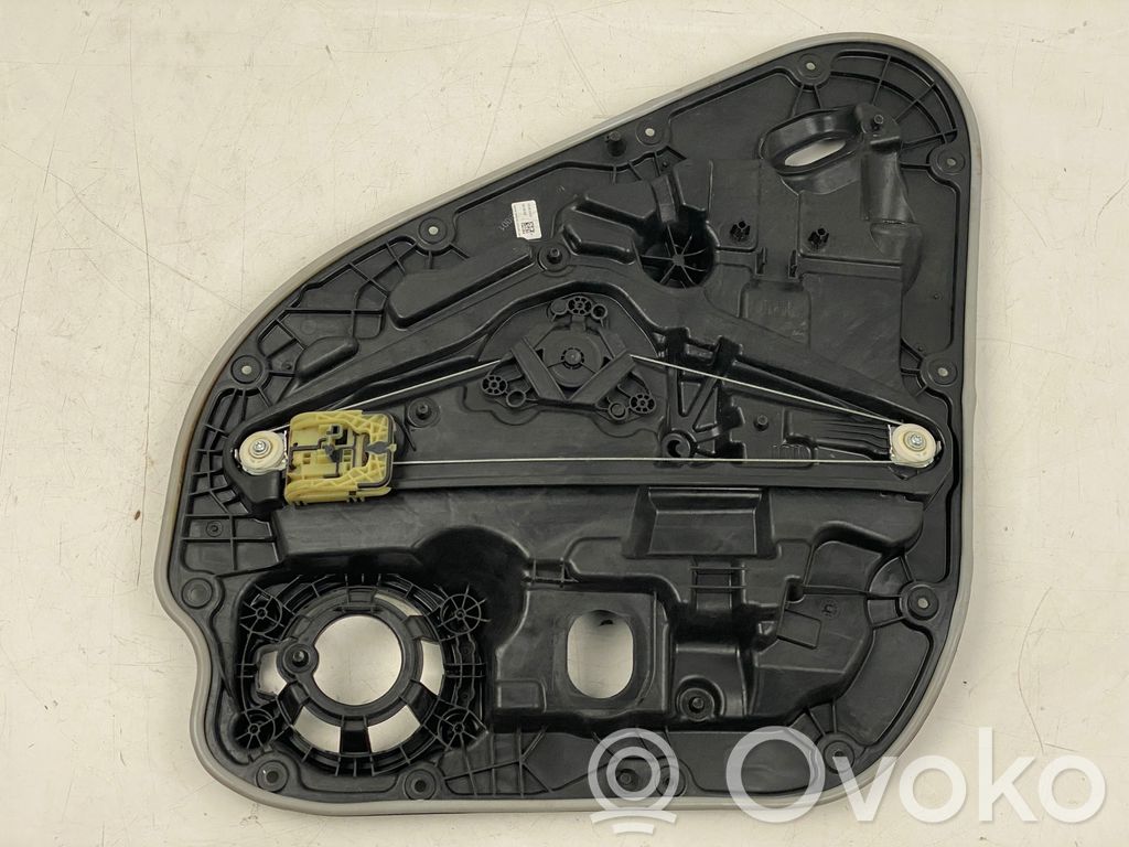 Volvo XC40 Mecanismo para subir la puerta trasera sin motor 