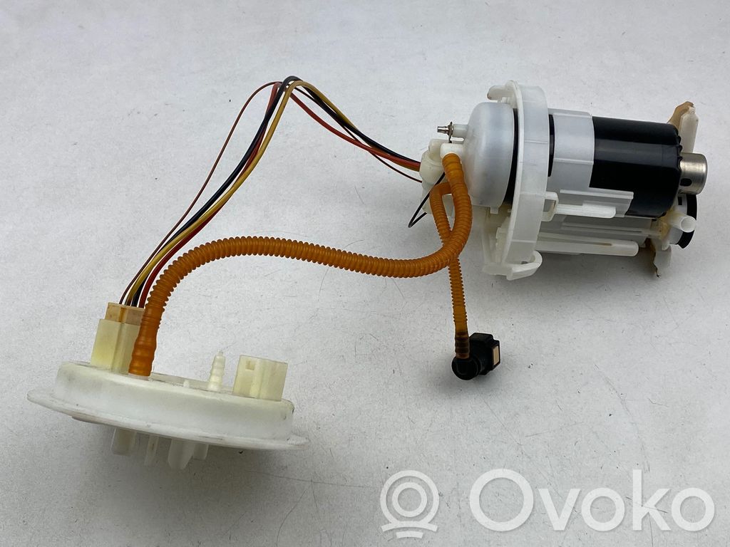 Audi Q7 4M Bomba interna de combustible 