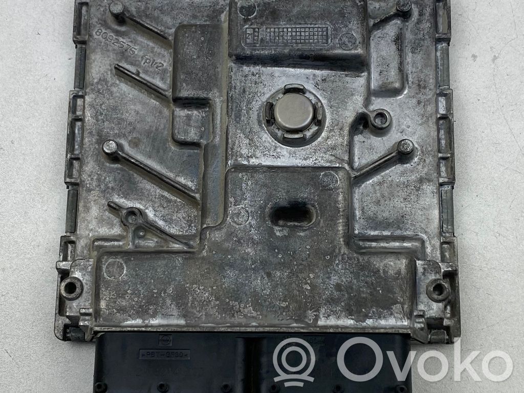 Engine control unit/module   06K907425N