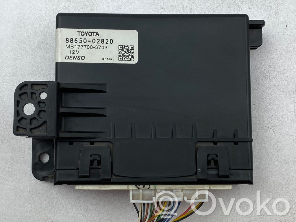 Toyota Auris 150 Panel klimatyzacji 