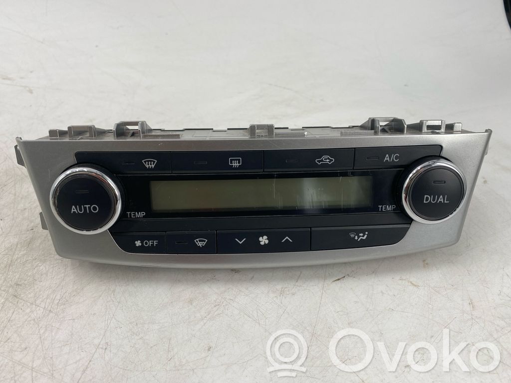 Toyota Avensis T270 Climate control unit 