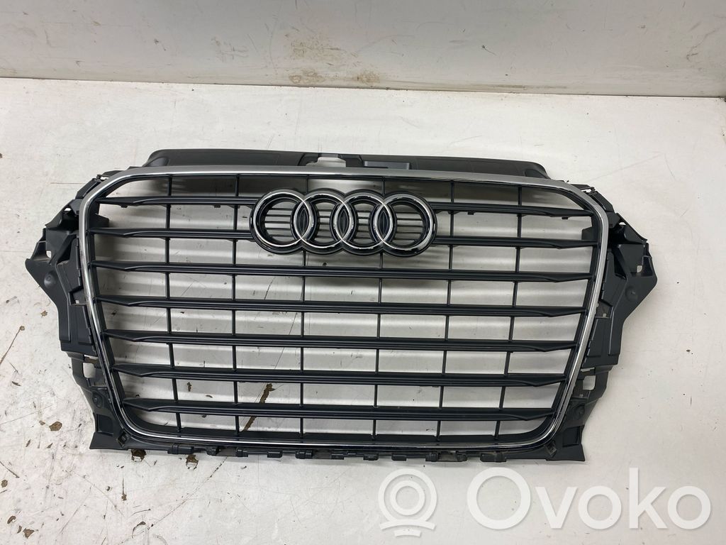 Audi A3 S3 8V Maskownica / Grill / Atrapa górna chłodnicy 