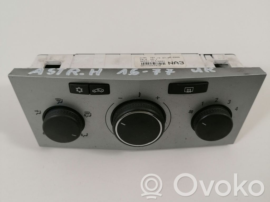 Opel Astra H Climate control unit 