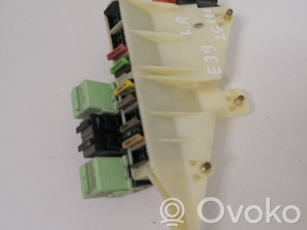Fuse module   8371884