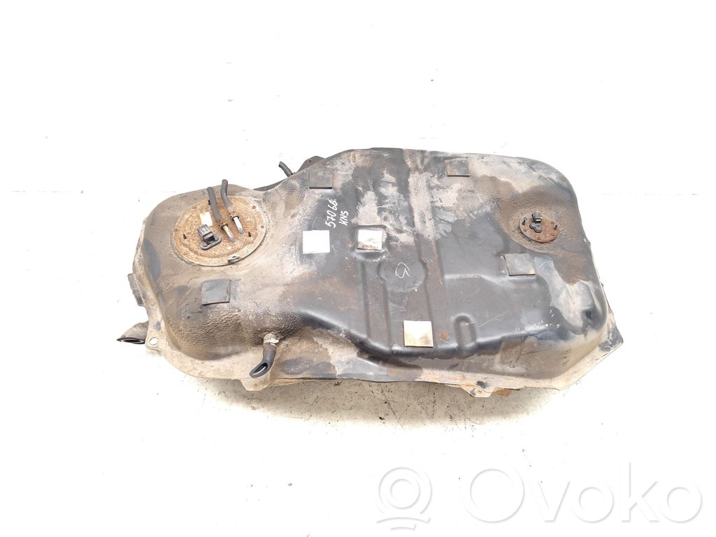 Depósito de combustible   KD6342100F