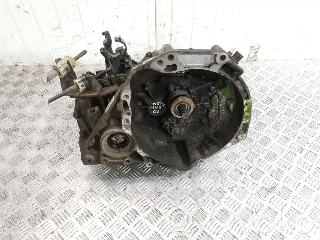 Nissan Note (E11) Manualna 5-biegowa skrzynia biegów 