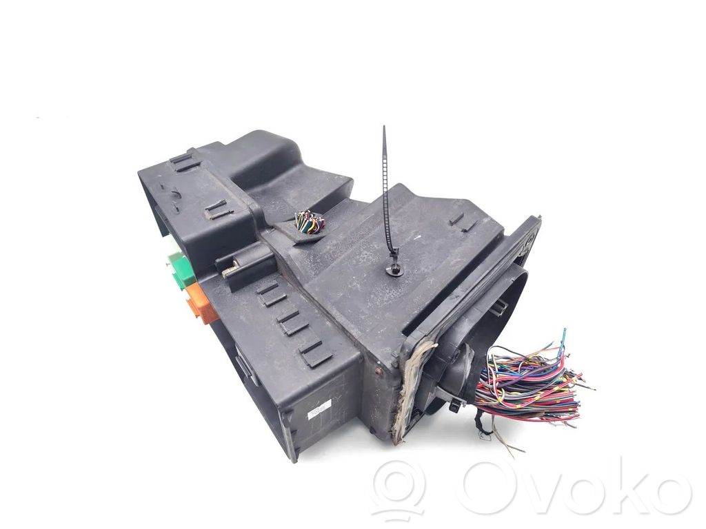 BMW Z3 E36 Fuse module 