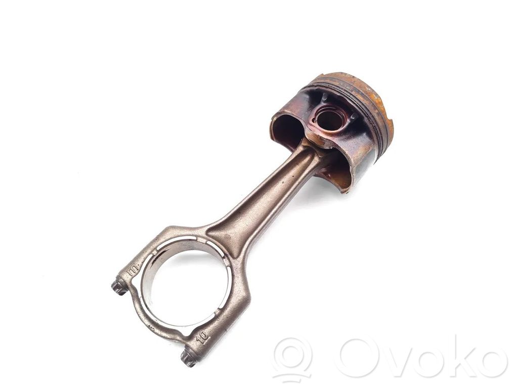 Mini Cooper Countryman F60 Piston with connecting rod 