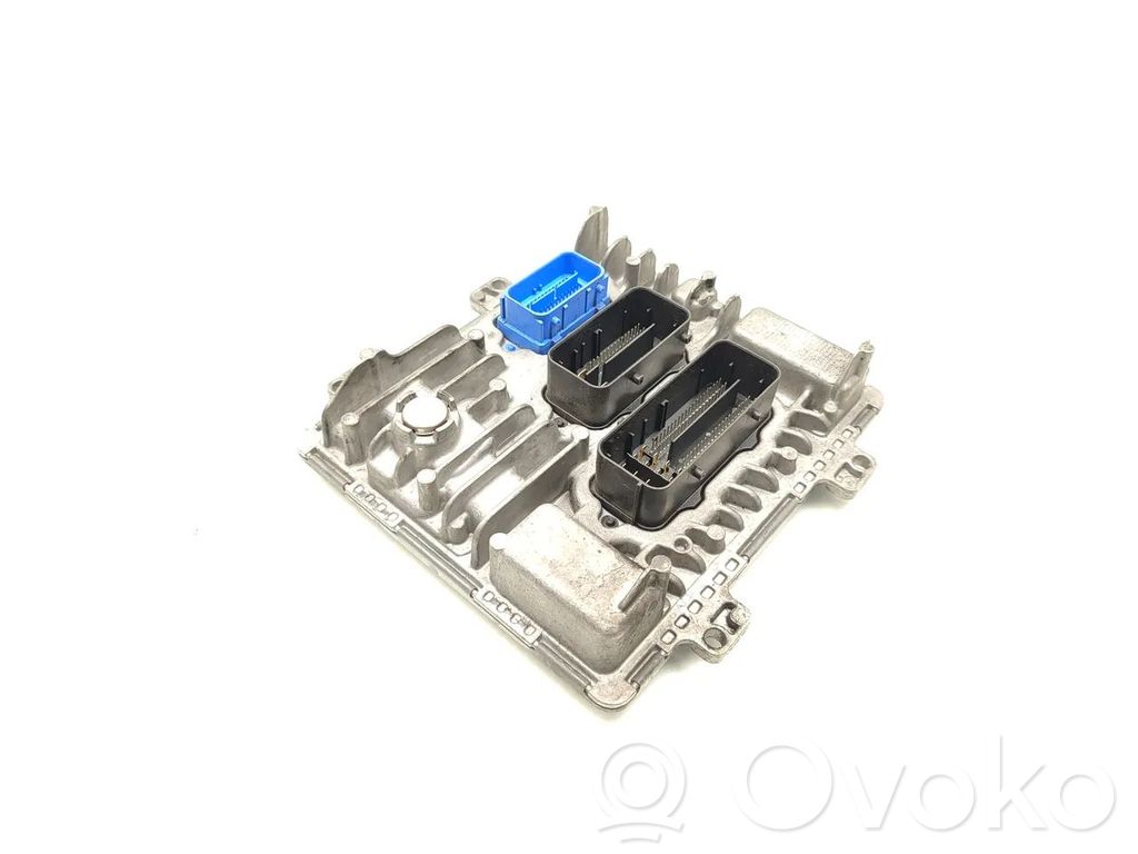 Opel Insignia A Engine control unit/module 