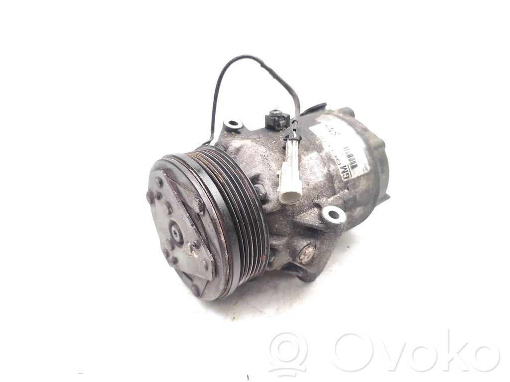 Kompresor / Sprężarka klimatyzacji A/C   13370913