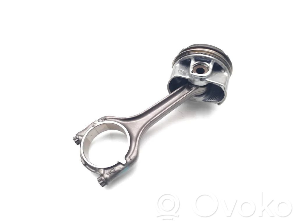 Volkswagen Golf Cross Piston with connecting rod 
