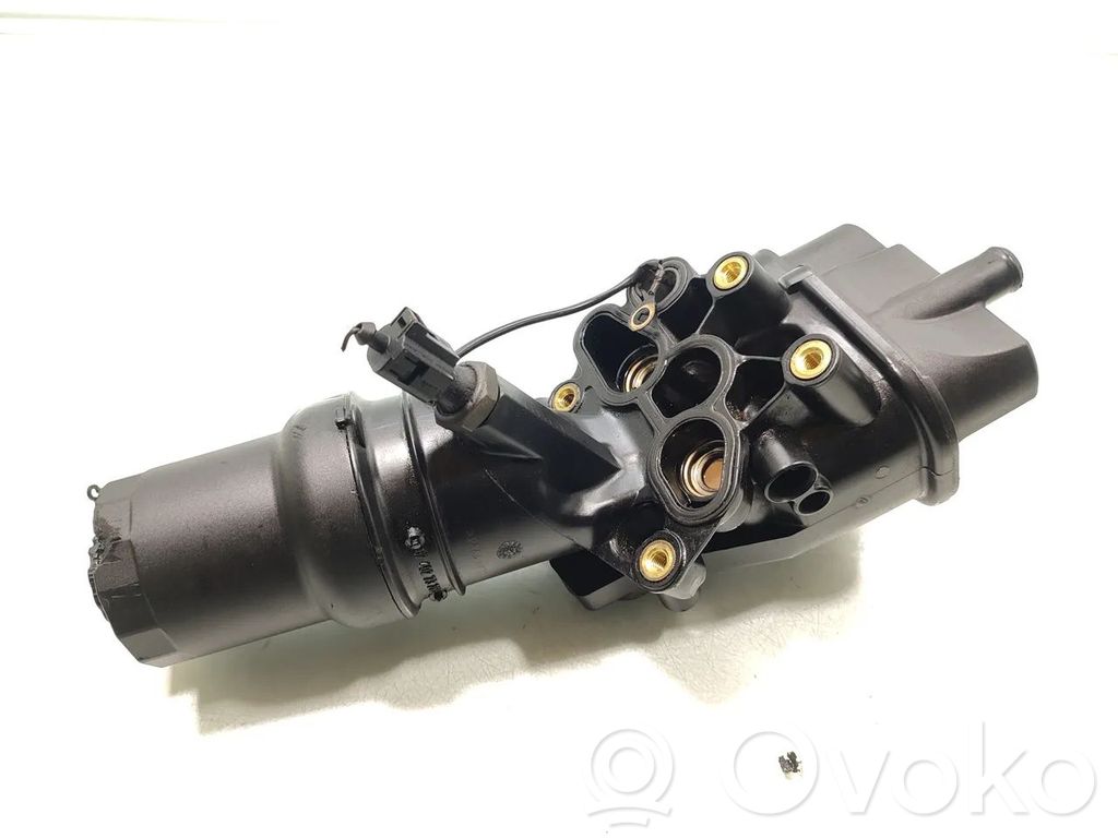 Volkswagen Polo Oil filter mounting bracket 