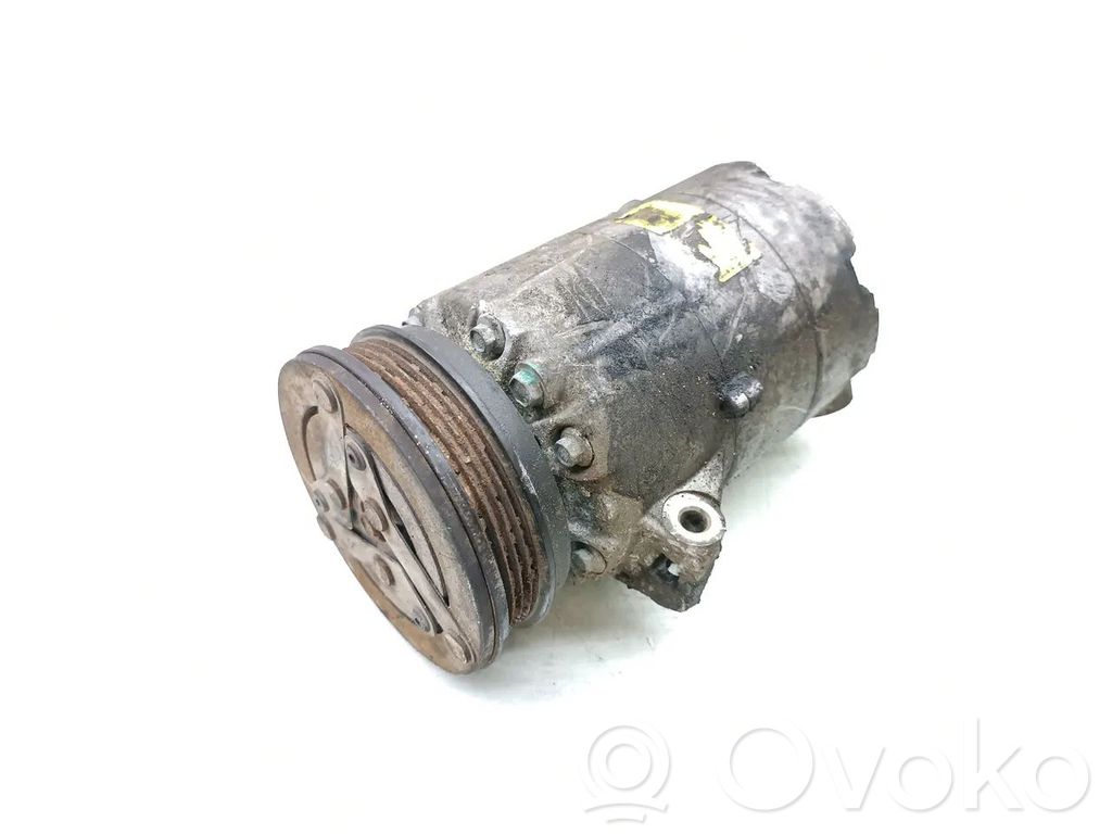 Ford Focus Ilmastointilaitteen kompressorin pumppu (A/C) 