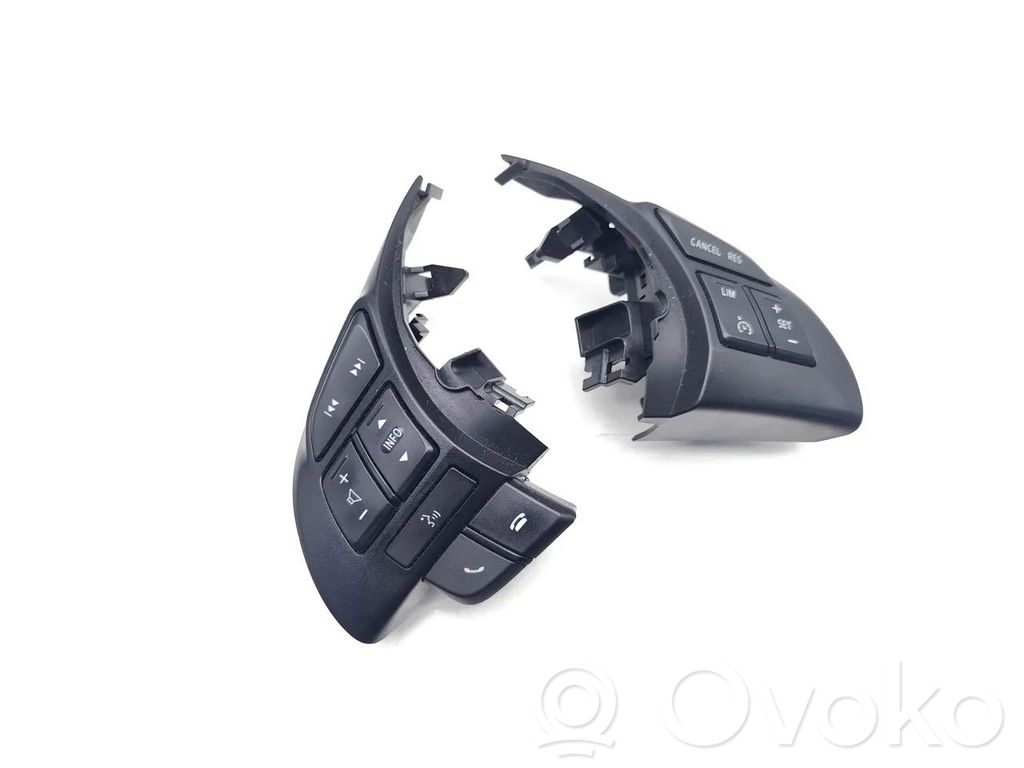 Mazda 6 Steering wheel buttons/switches 