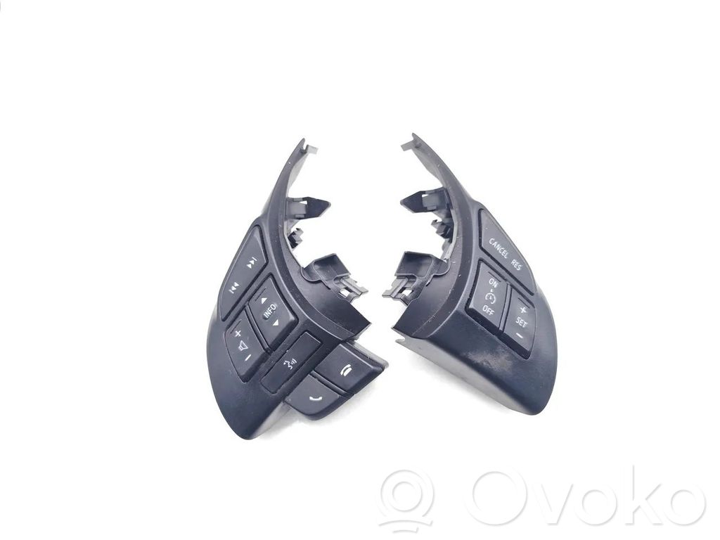 Mazda 5 Steering wheel buttons/switches 