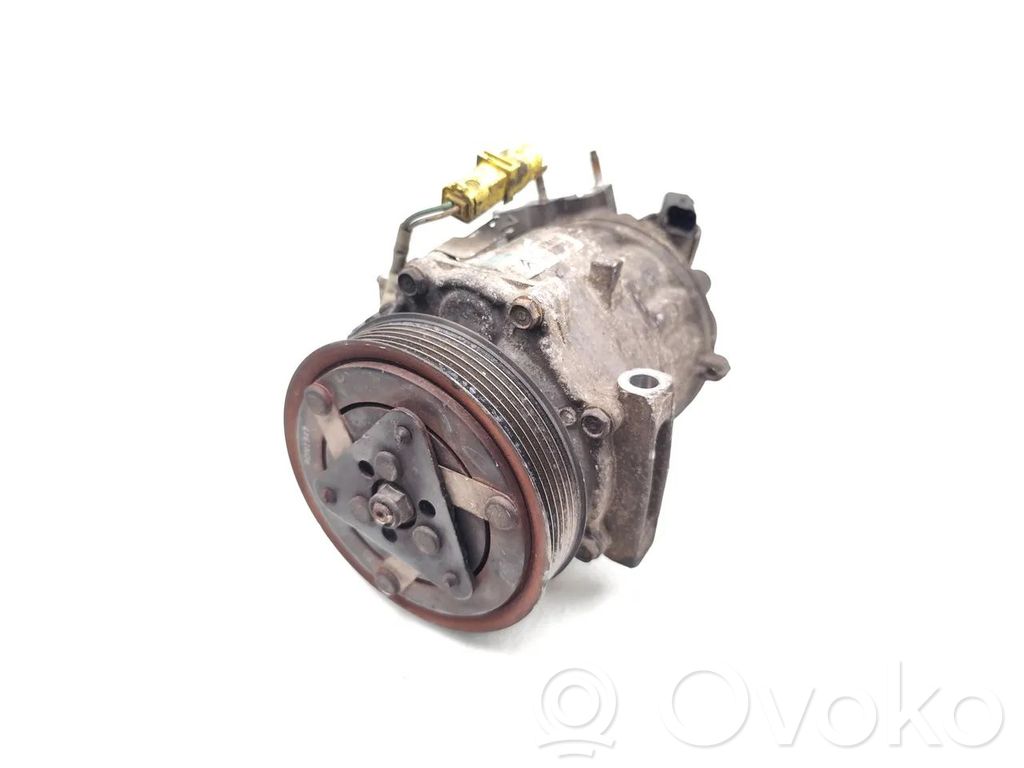 Peugeot 308 Ilmastointilaitteen kompressorin pumppu (A/C) 