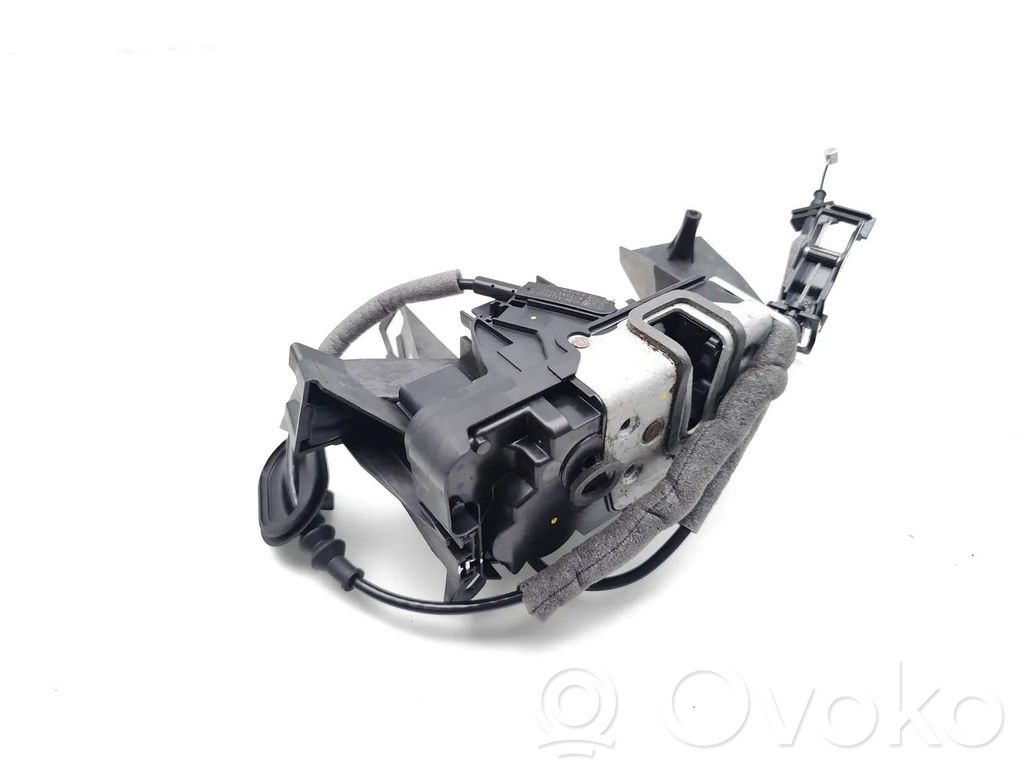 Ford Fiesta Zamek drzwi tylnych 
