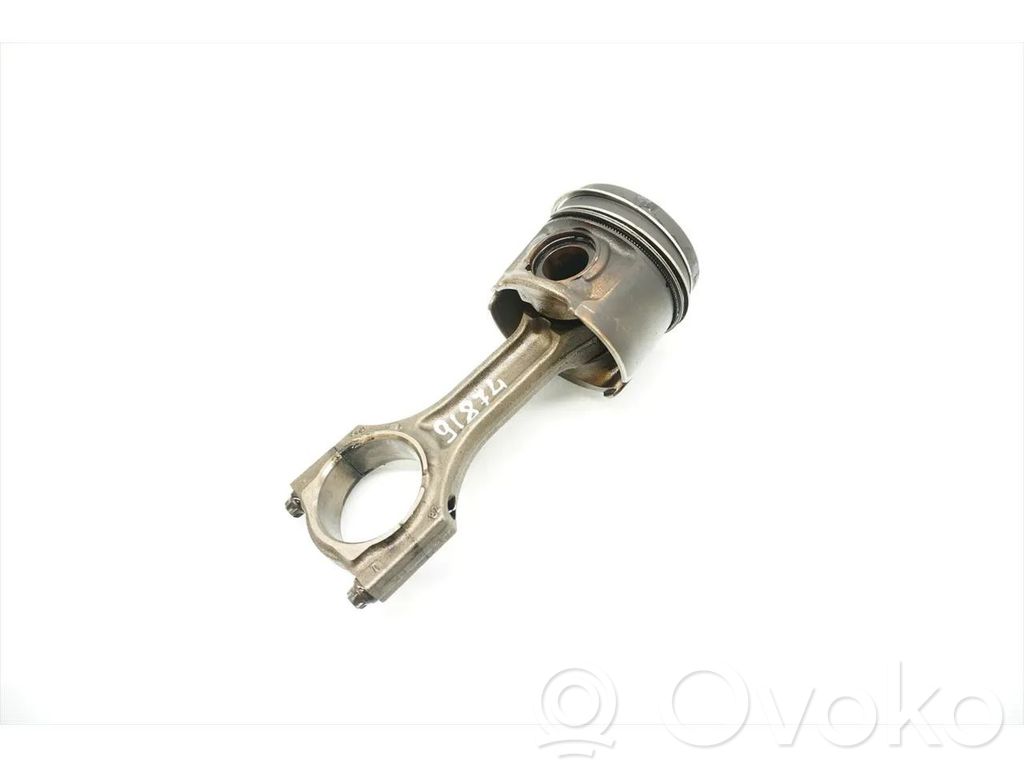 Audi Q5 SQ5 8R Piston with connecting rod 