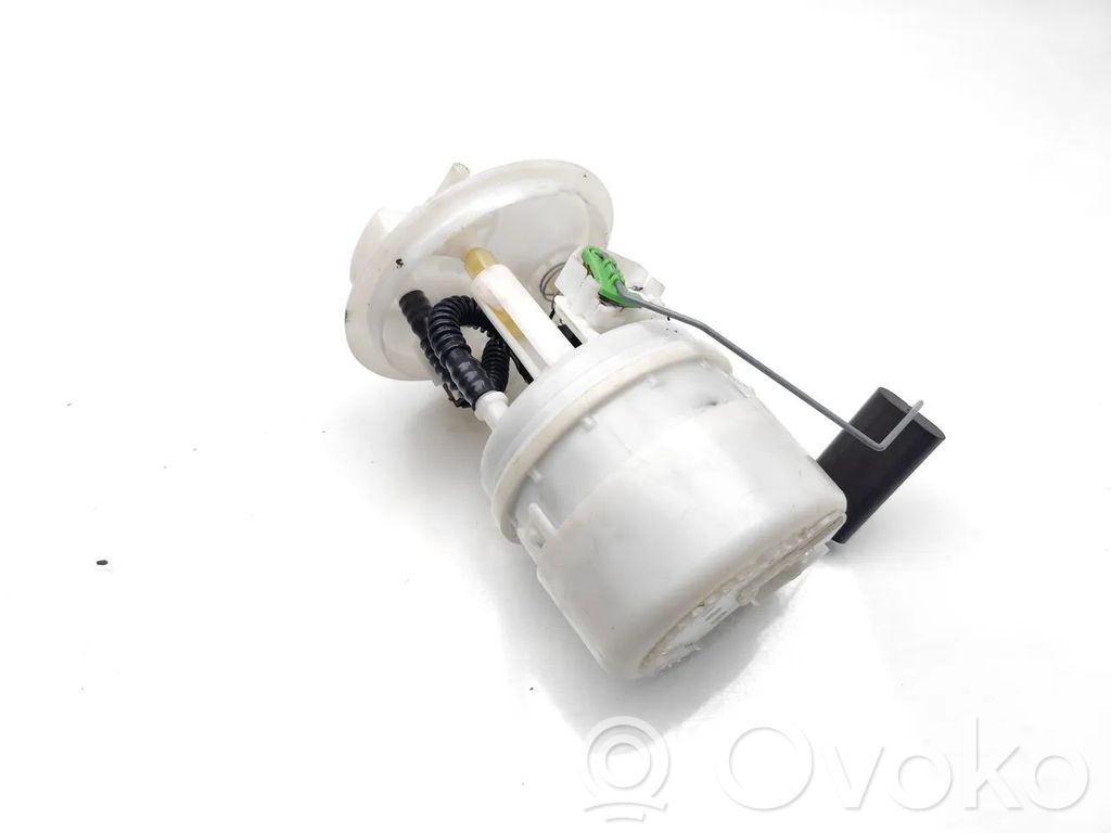 Dacia Sandero Bomba interna de combustible 