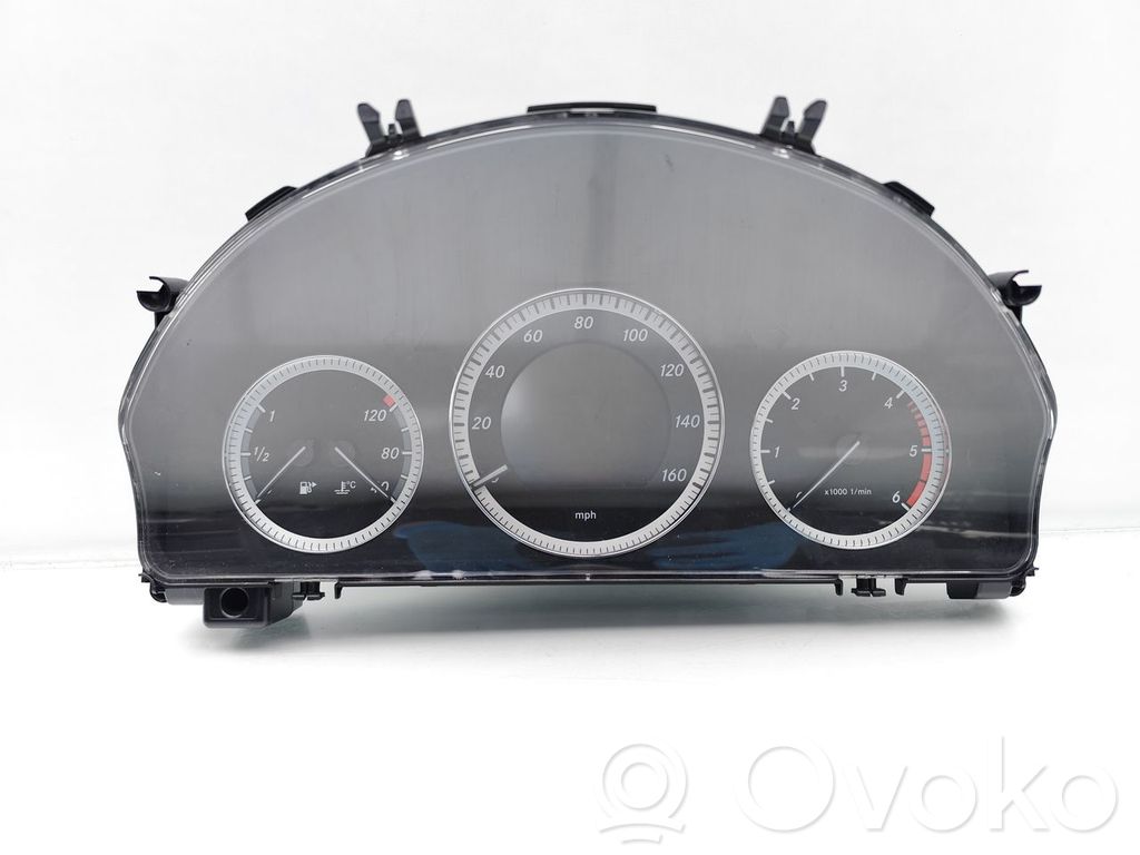 Mercedes-Benz C W204 Vitezometru (grup de instrumente) 