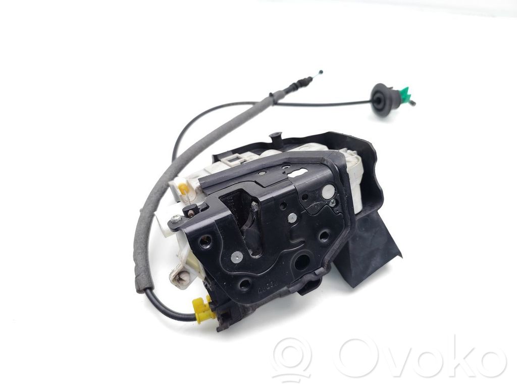 Audi A4 S4 B9 Türschloss vorne