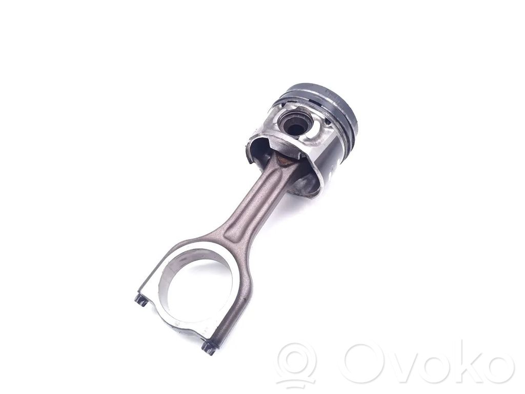 Peugeot 508 Piston with connecting rod 