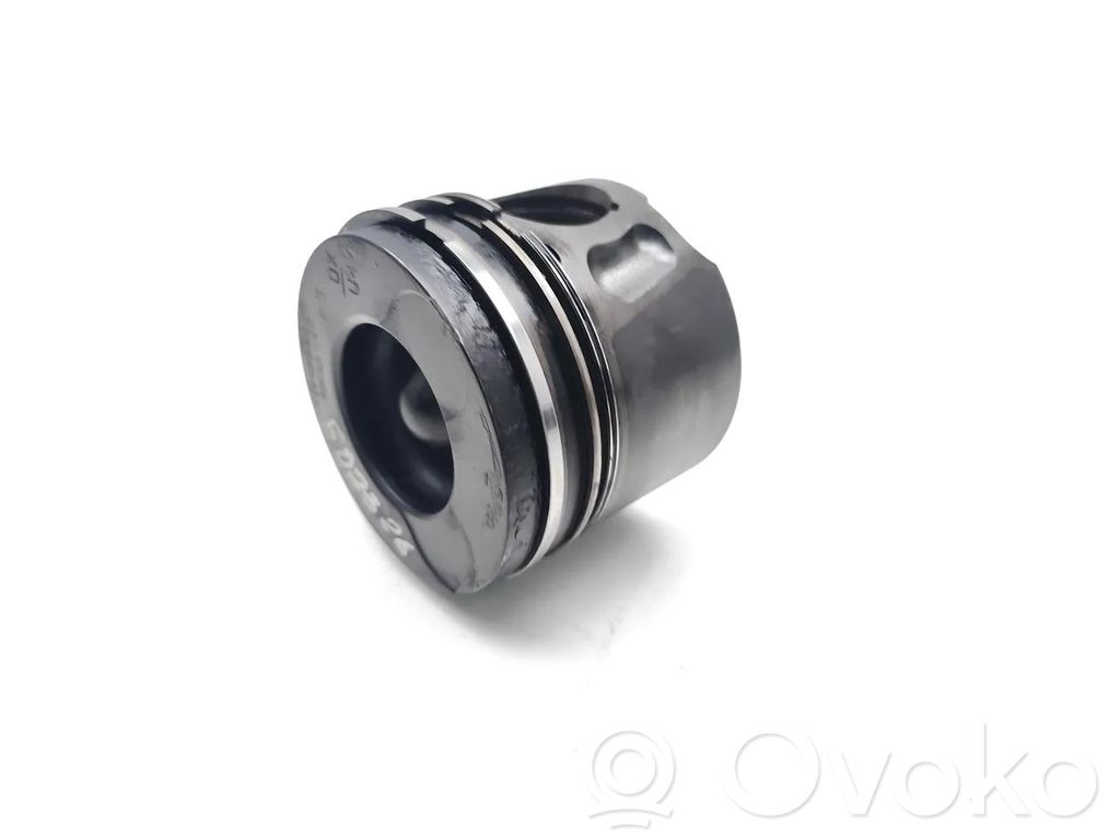 Citroen Dispatch II Piston 
