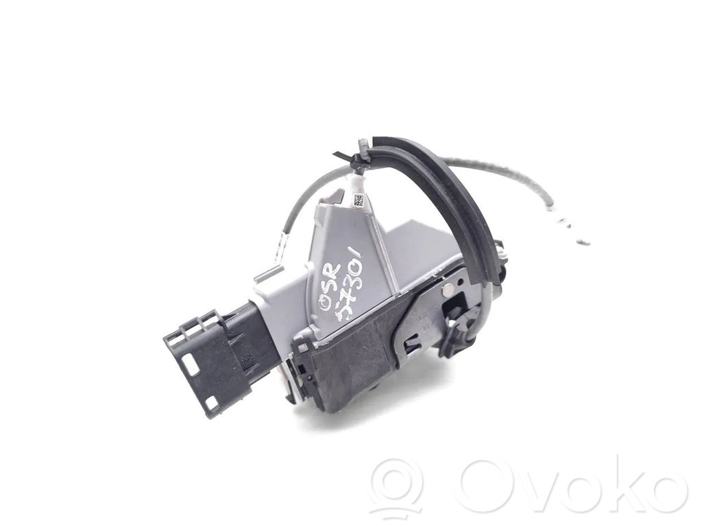 Opel Mokka B Rear door lock 