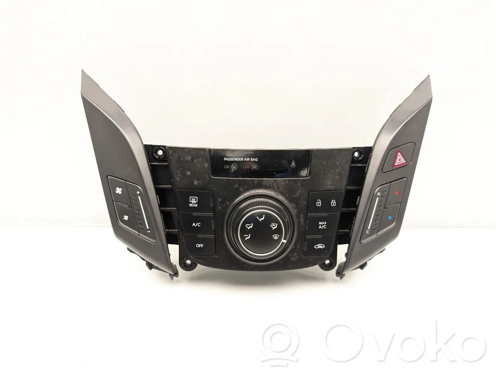 Hyundai i40 Panel klimatyzacji 