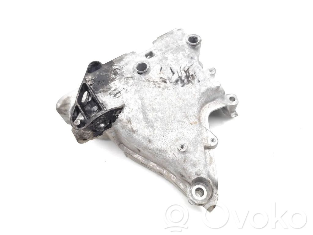 Seat Leon (5F) Engine mounting bracket 