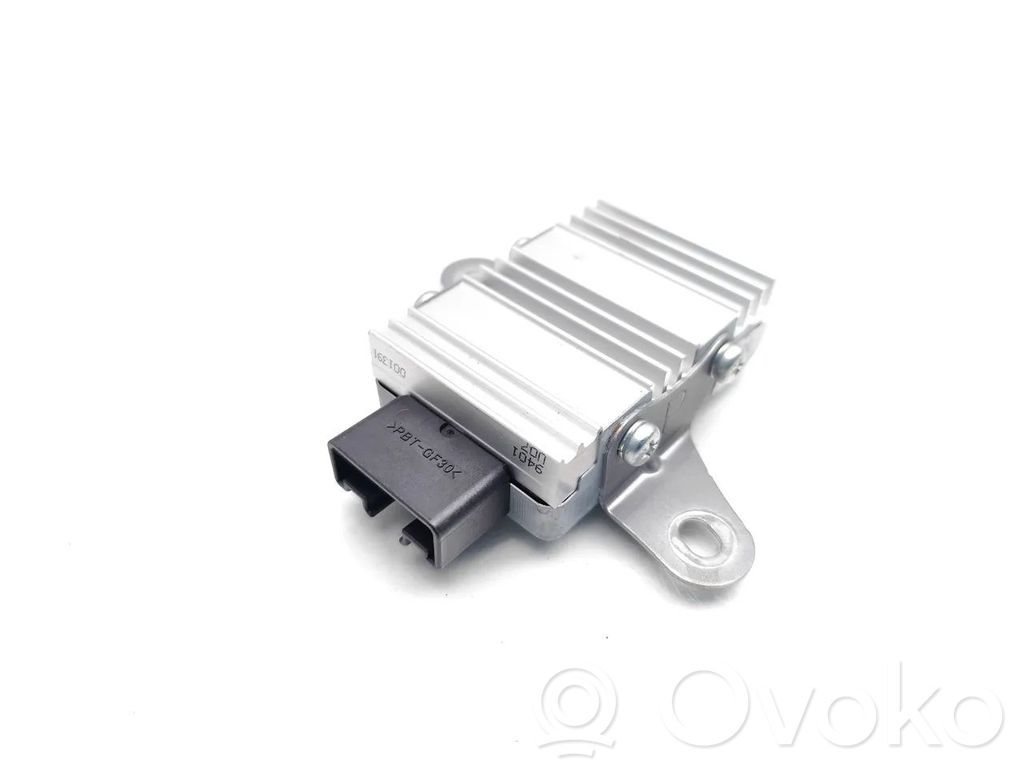 Unité de commande / module de pompe à carburant   8957078010,1049935094