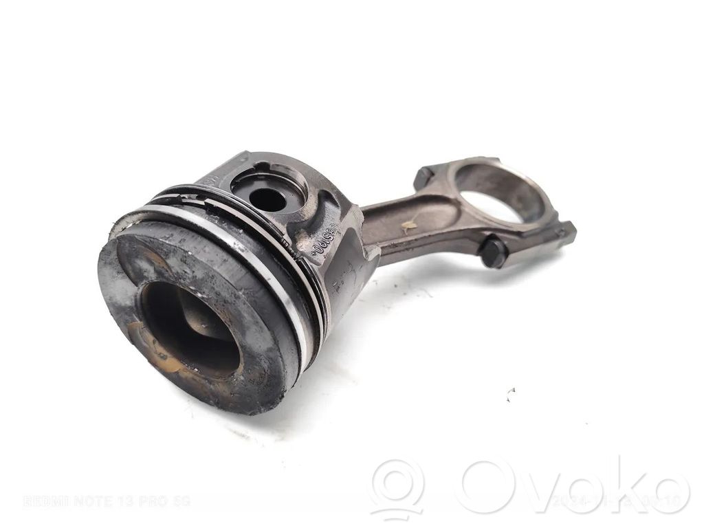 Peugeot 307 Piston with connecting rod 