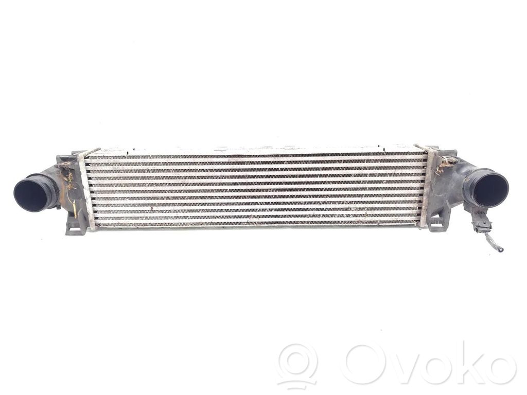 Volvo V60 Interkūlerio radiatorius 