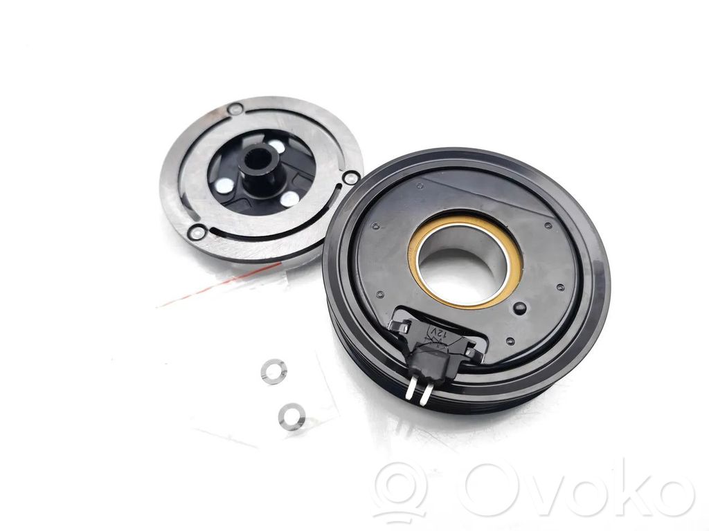 Fiat 500L Oro kondicionieriaus kompresoriaus mova/ įvorė 