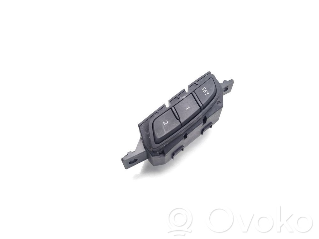 Mazda CX-5 II Interruptor de memoria del asiento 