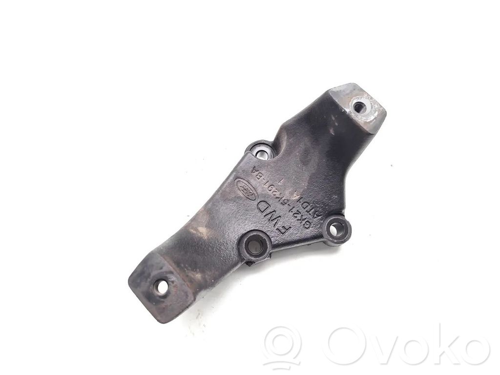 Ford Transit Engine mounting bracket 