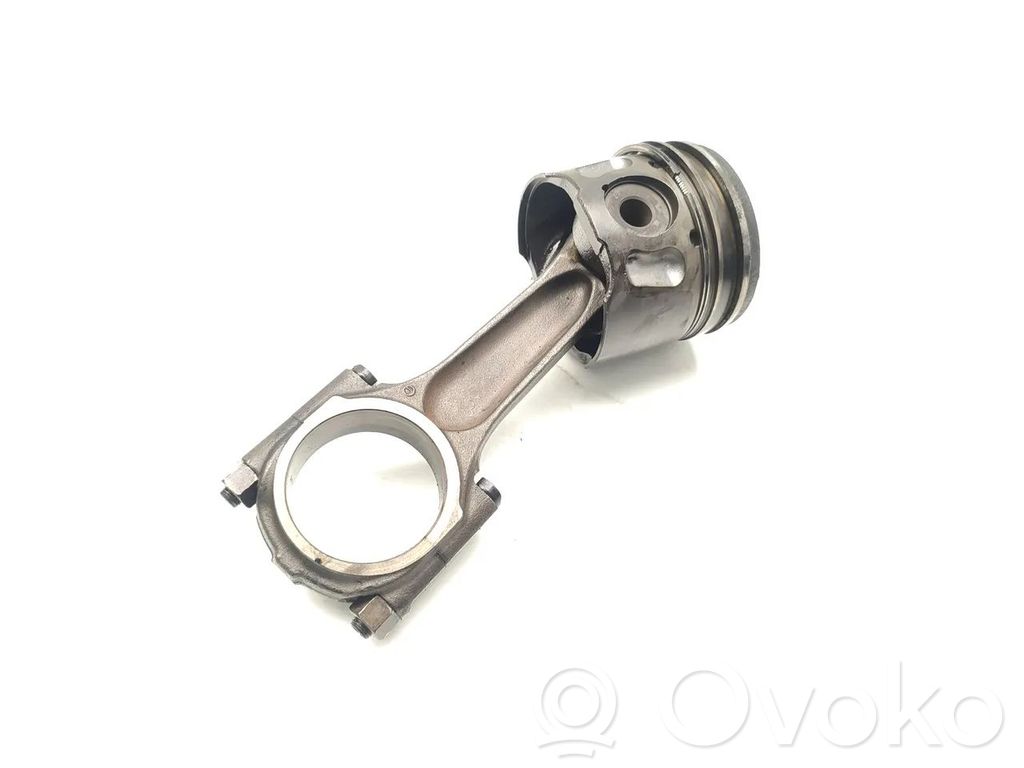 Ford Kuga I Piston with connecting rod 