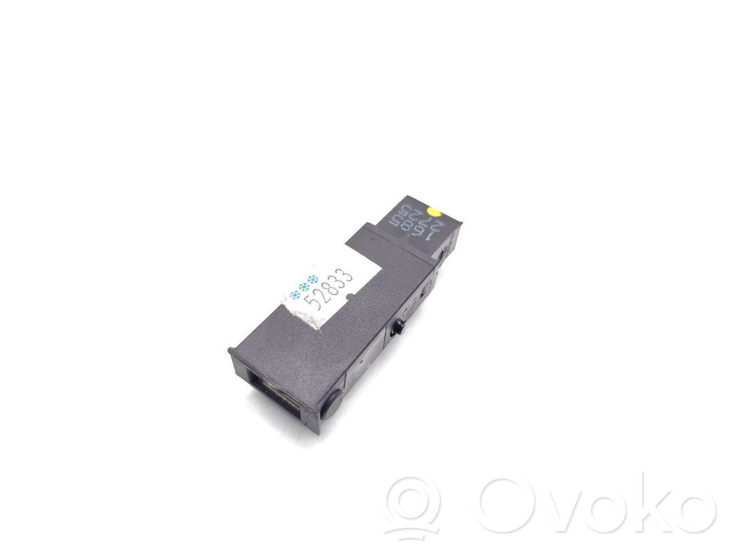 Opel Astra J Enchufe conector USB 