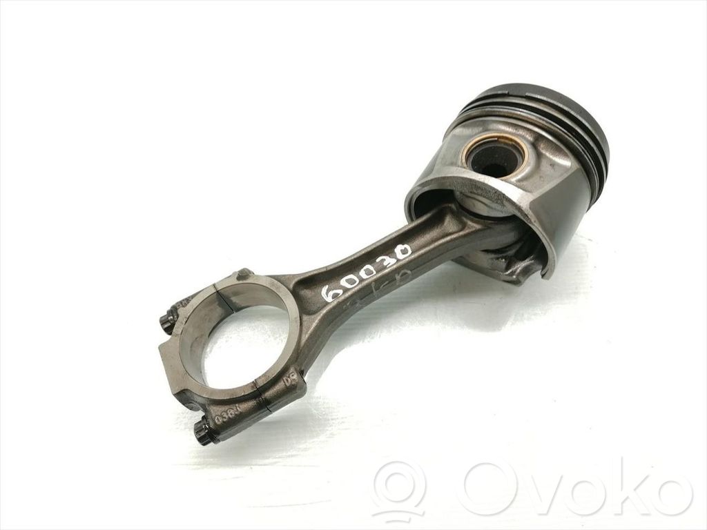 Piston avec bielle   038J